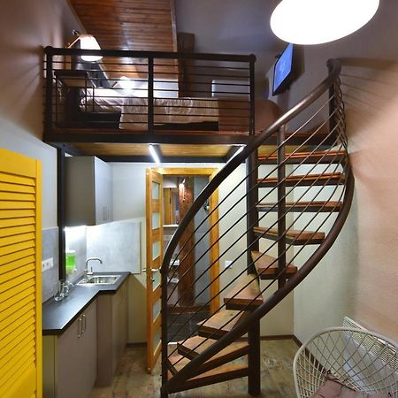 Mezzanine Hotel Odessa Exterior foto