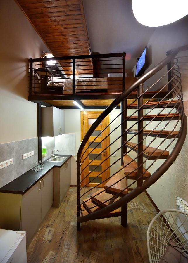 Mezzanine Hotel Odessa Exterior foto