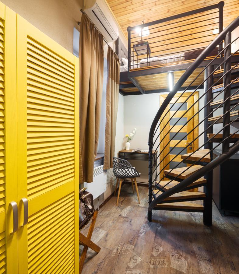 Mezzanine Hotel Odessa Exterior foto
